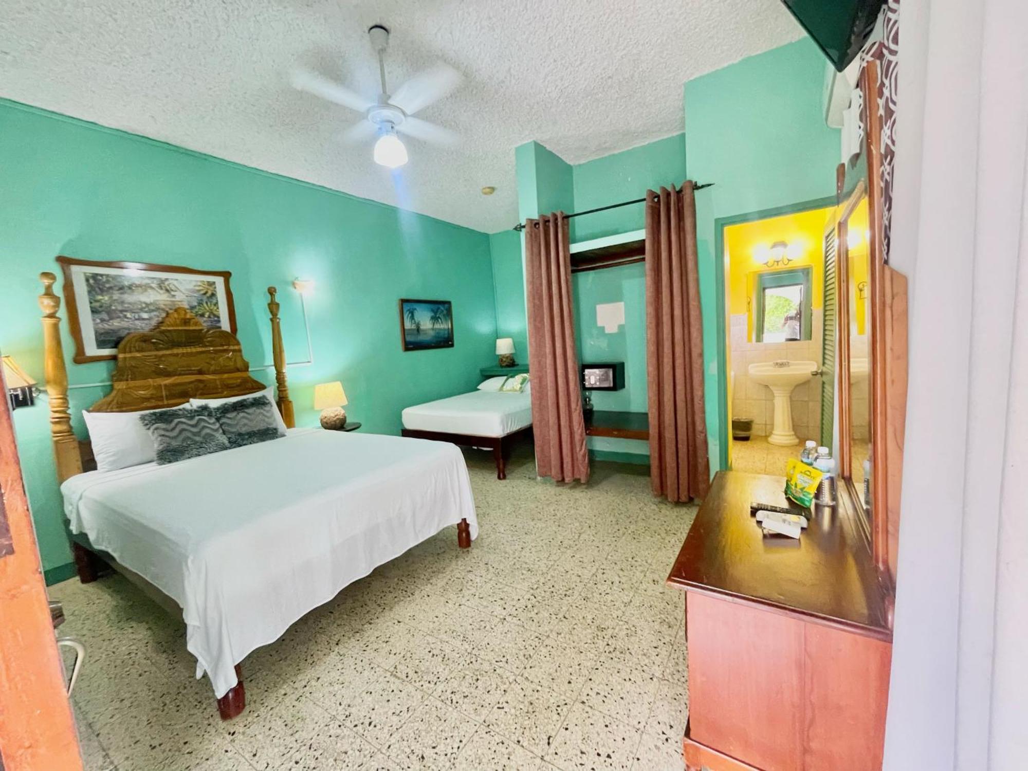 Summerset Resort&Hotel Training School Negril Exterior foto